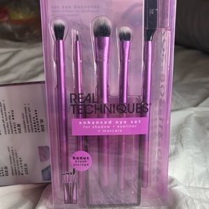 Everyday Eye Essentials Makeup Brush Set